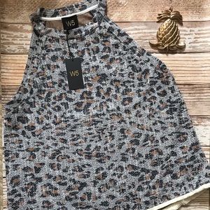 Top - sleeveless tank